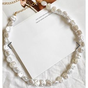 Verge Girl By The Sea Choker Necklace